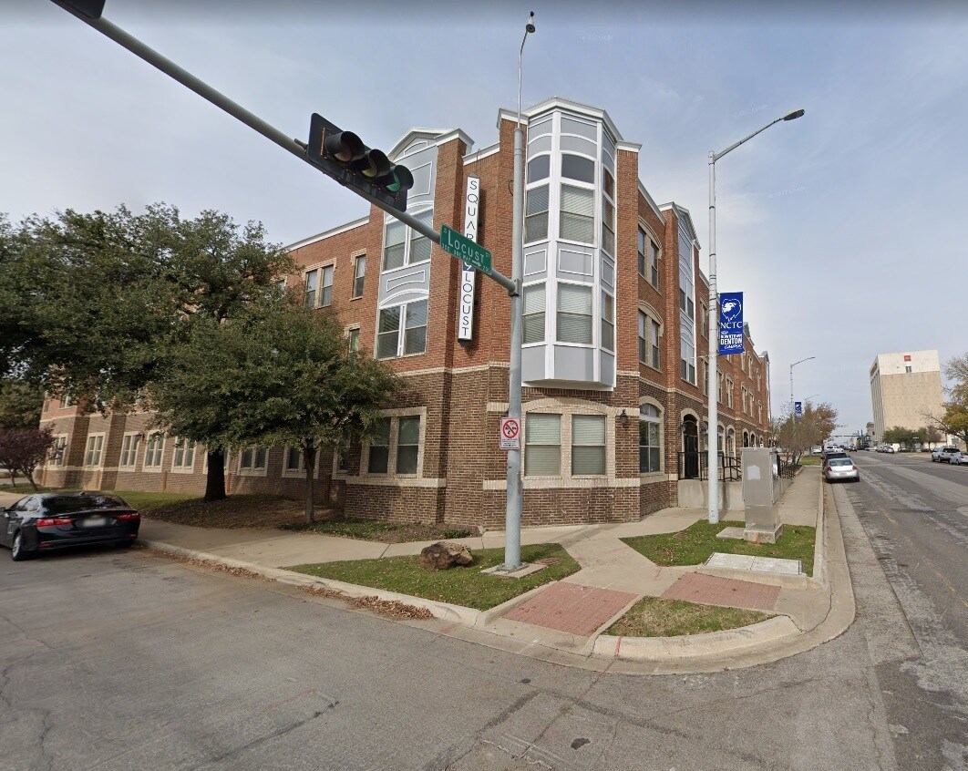 210 S Locust St Denton, TX 76201 Retail Property for Lease on