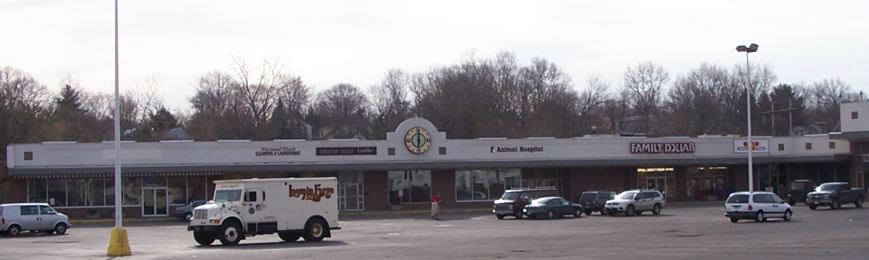 719-725 New Britain Ave, Newington, CT for Rent