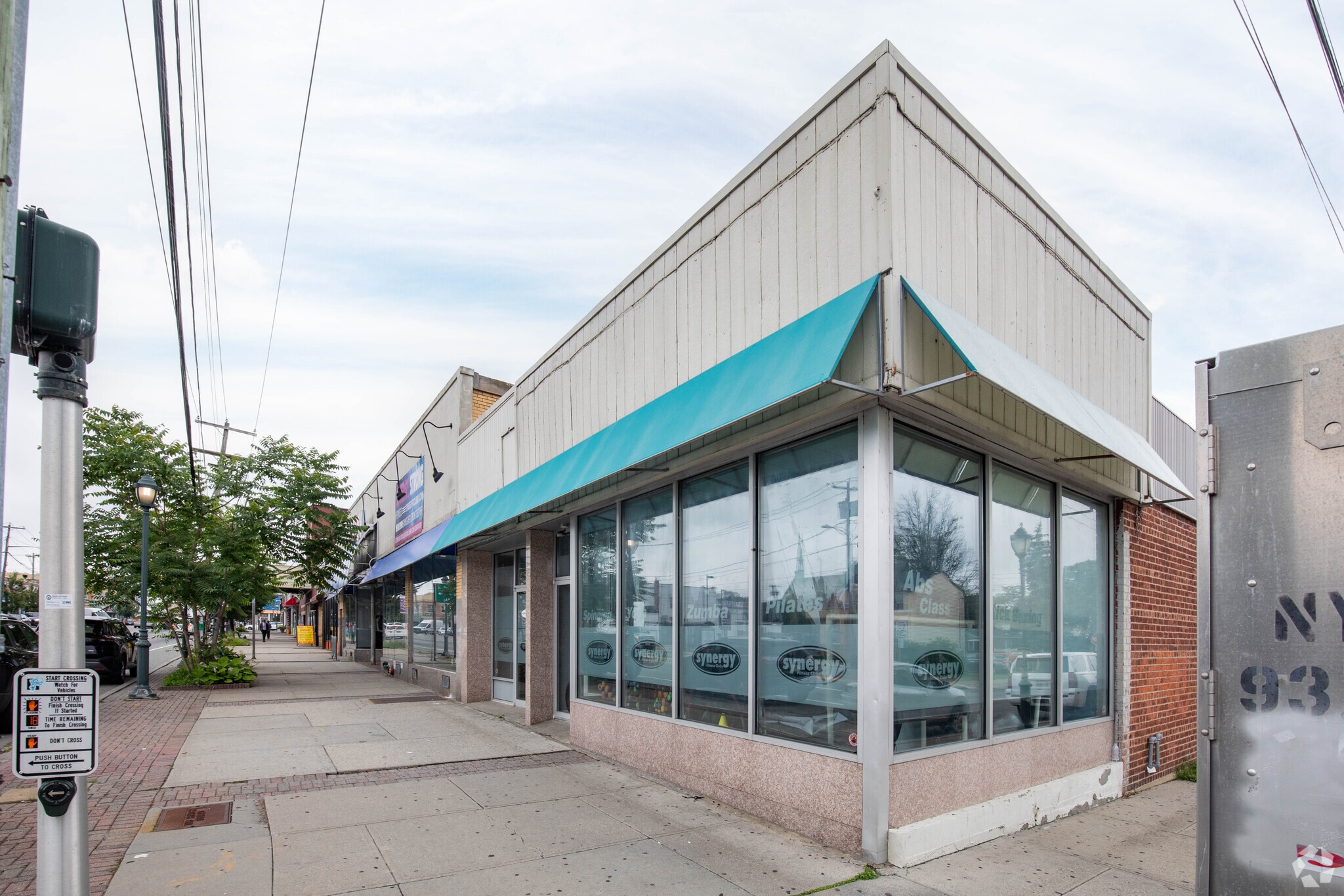 995 Hempstead Tpke, Franklin Square, NY for Rent