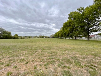 5402 Elm Springs Rd - 18 AC