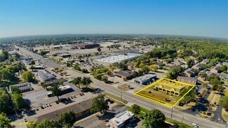 Westland, MI Retail - 8017-8067 N Wayne Rd