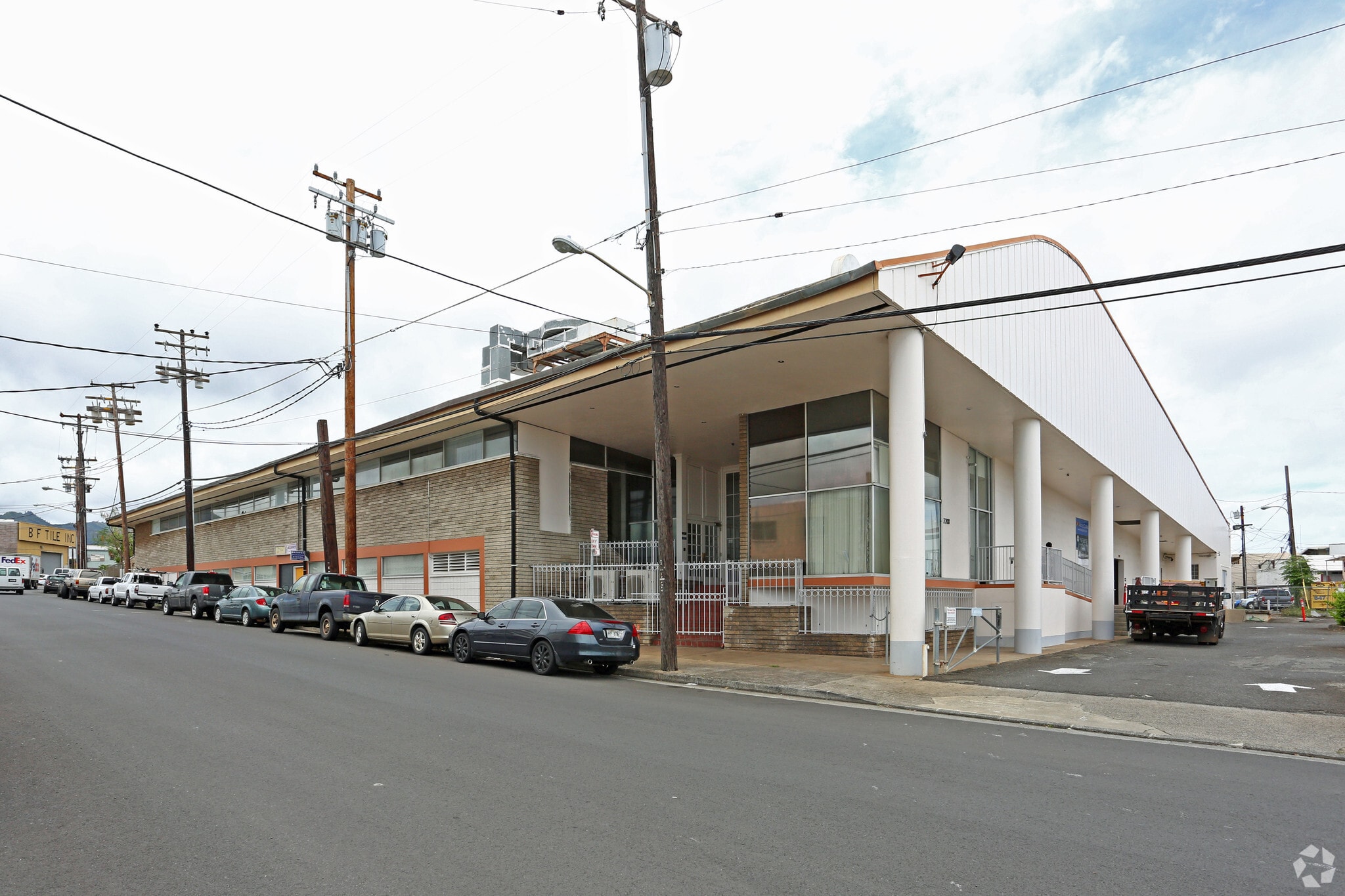 2200 Kamehameha Hwy, Honolulu, HI for Rent