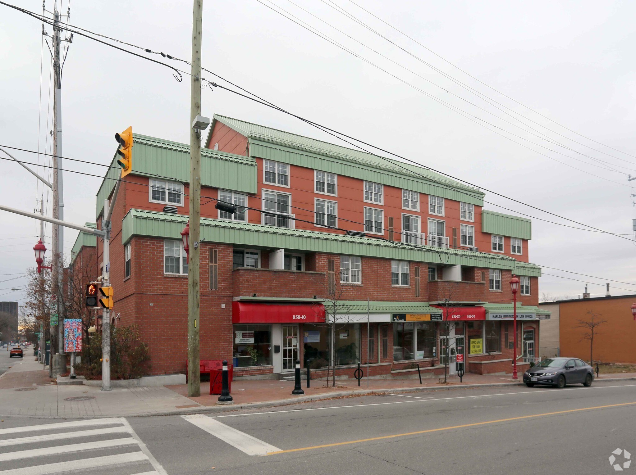 838 Somerset St, Ottawa, ON for Rent