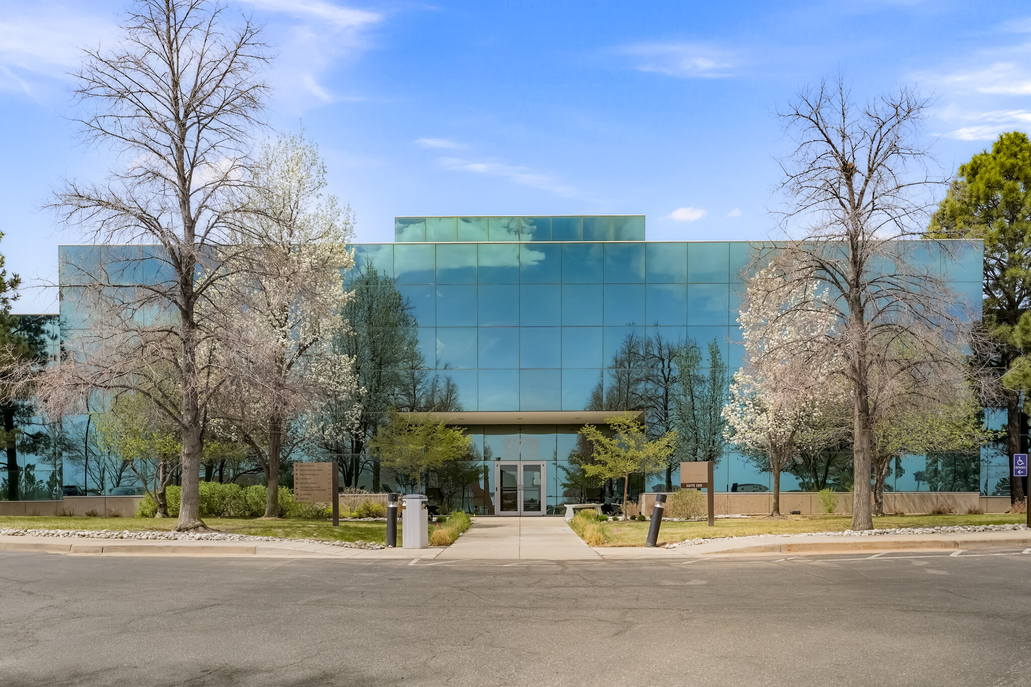 373 Inverness Pkwy, Englewood, CO for Rent