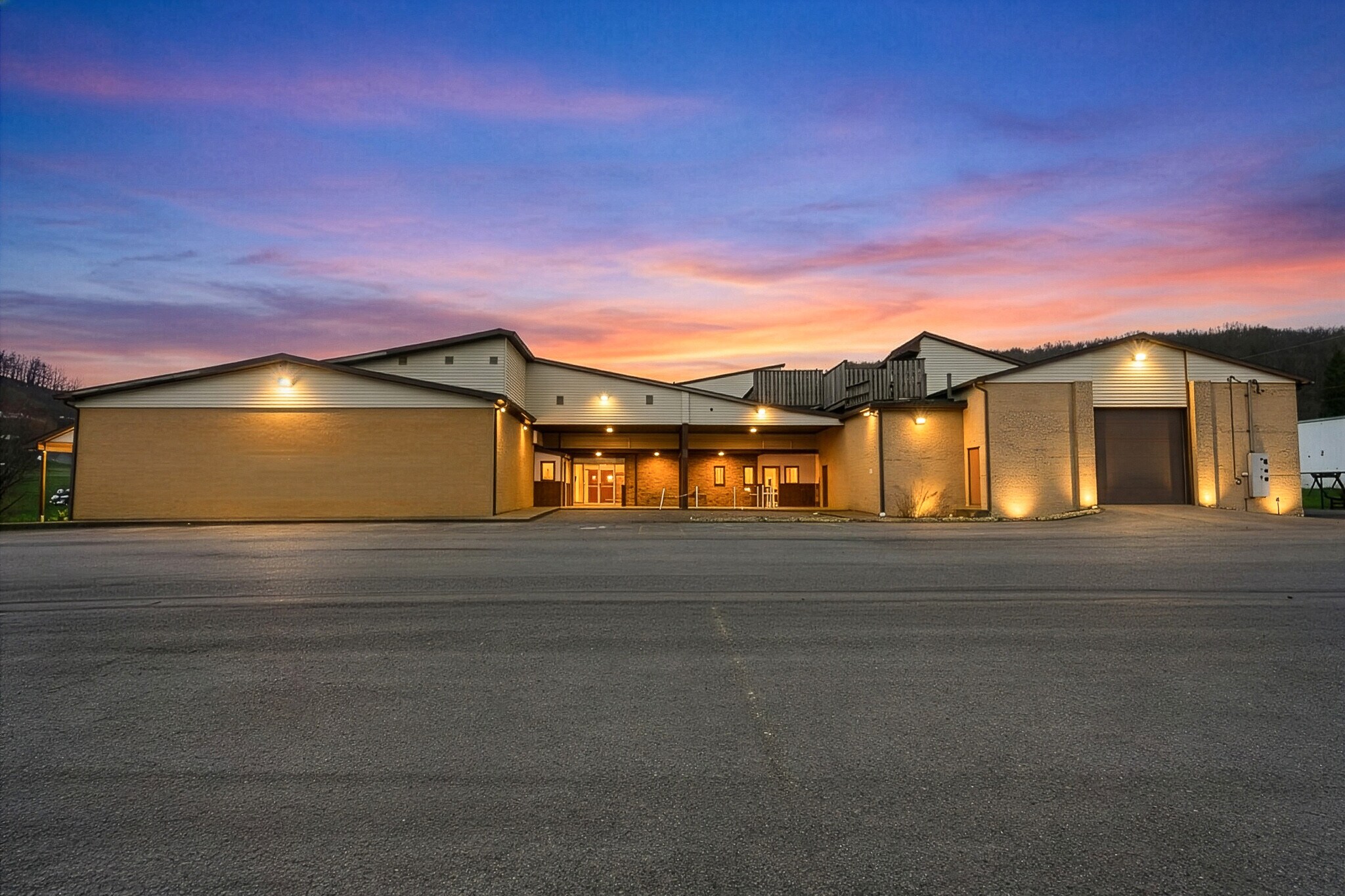 1117 Willow Dr, Waynesburg, PA for Sale