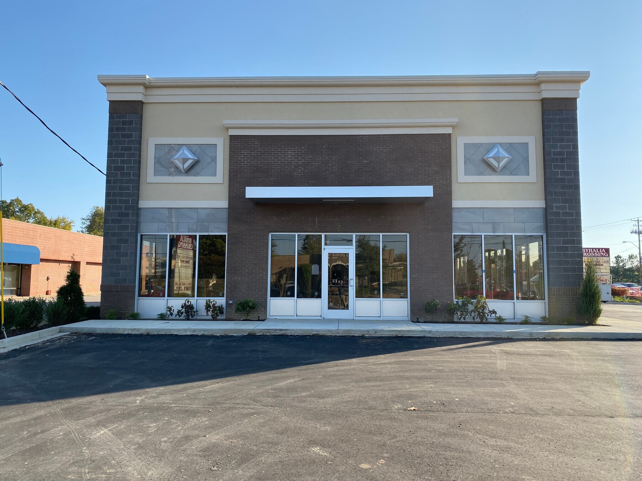 795 W Poplar Ave, Collierville, TN for Rent