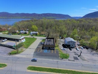 New Windsor, NY Storefront Retail/Office - 2960 US-9 Rt W