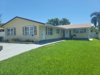 Dania Beach, FL Residential Income - 138-140 NE 1st Ct