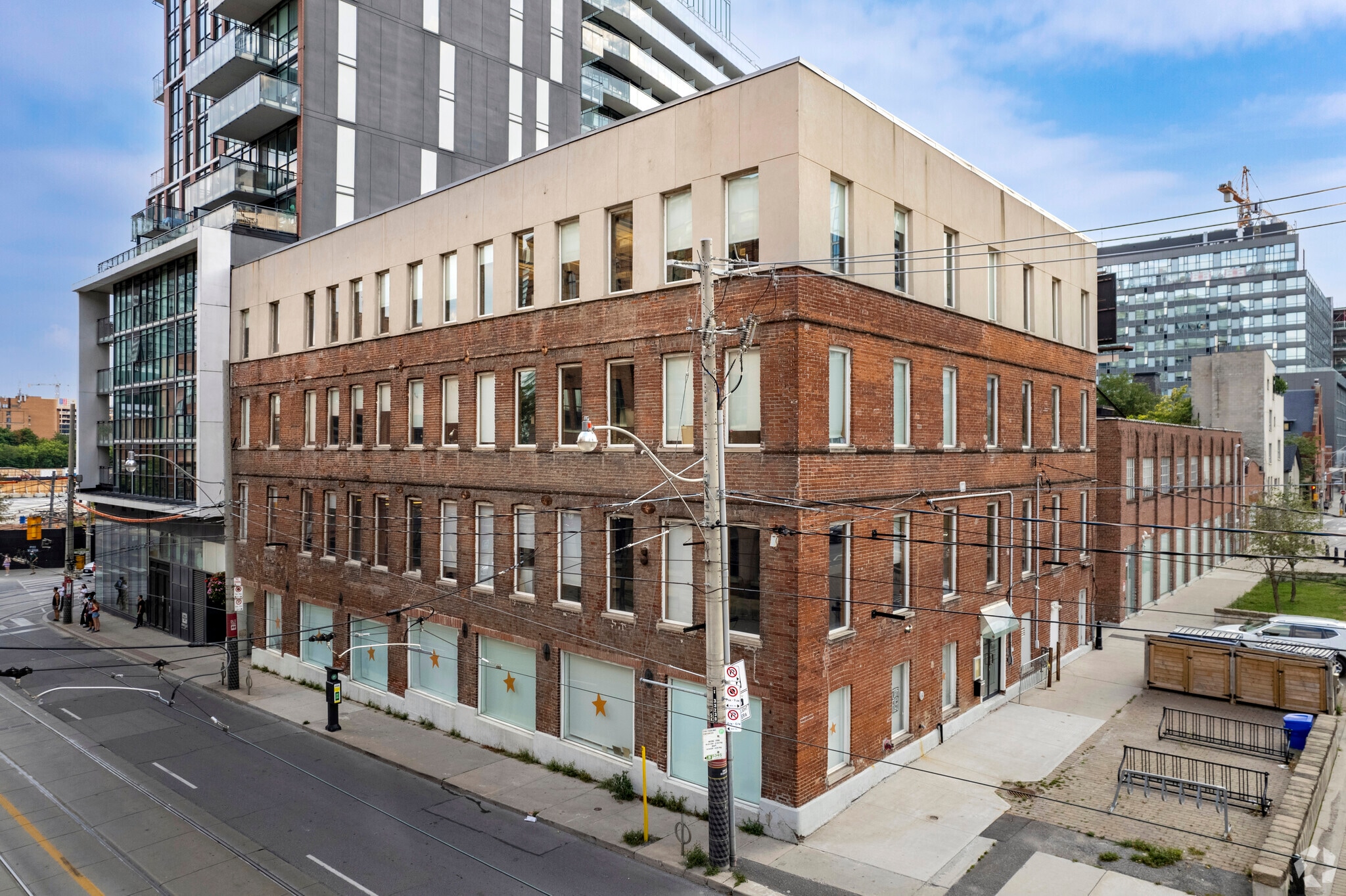 595 Adelaide St E, Toronto, ON for Sale