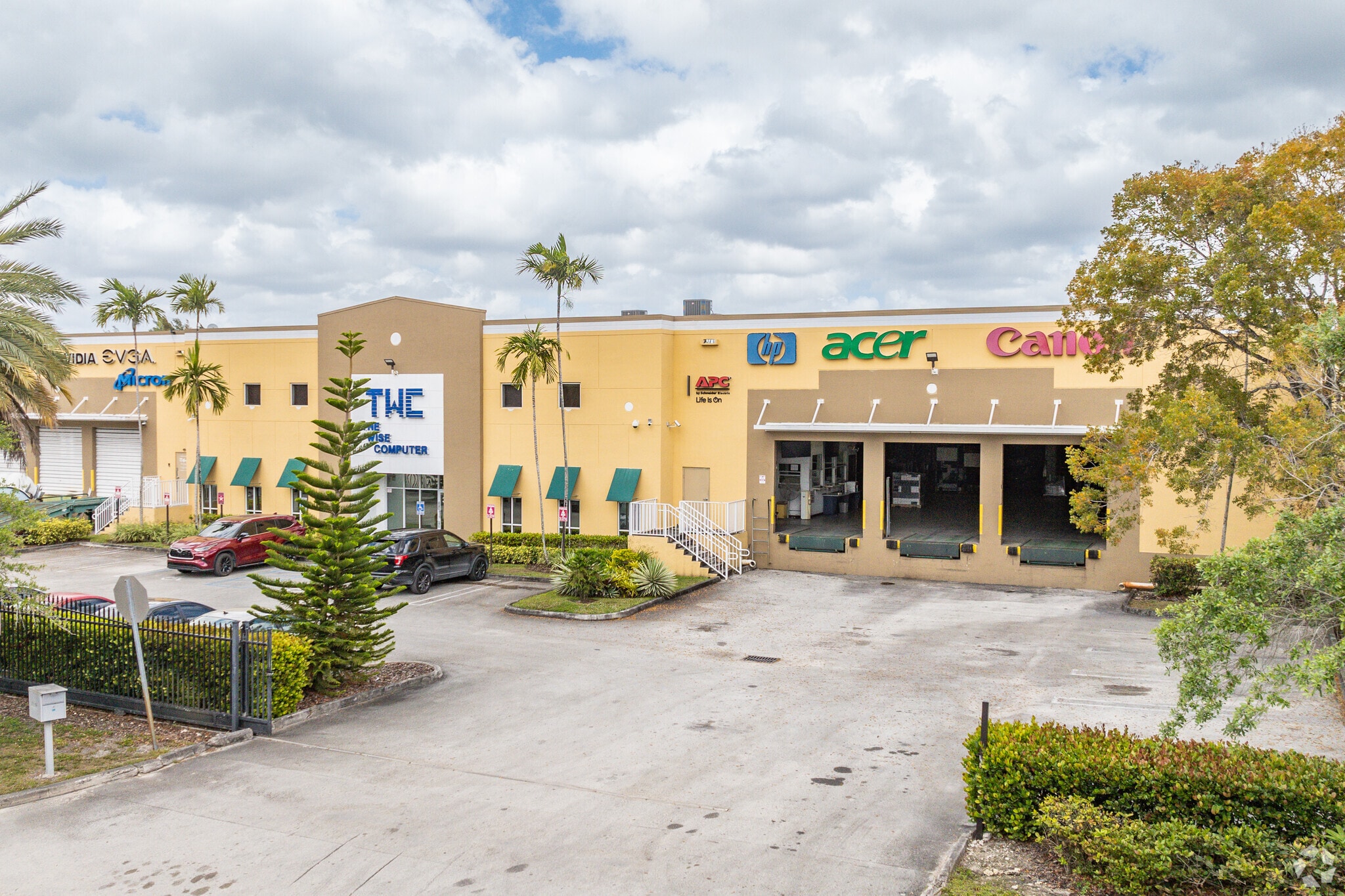 3515 NW 114th Ave, Miami, FL for Rent