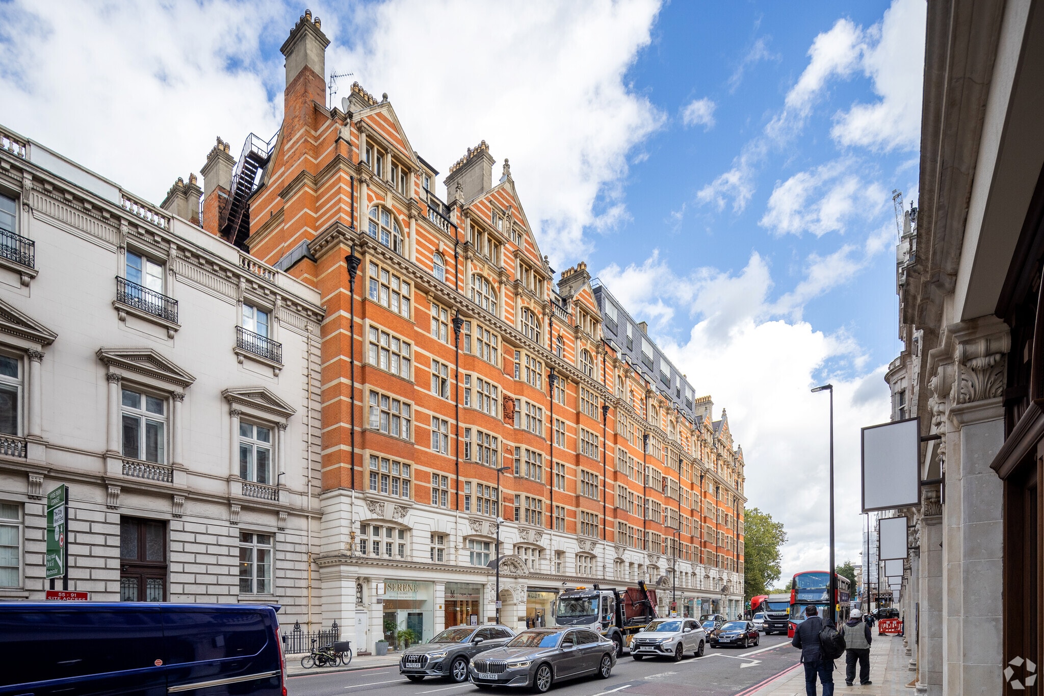 28-56 Knightsbridge, London, LND for Rent