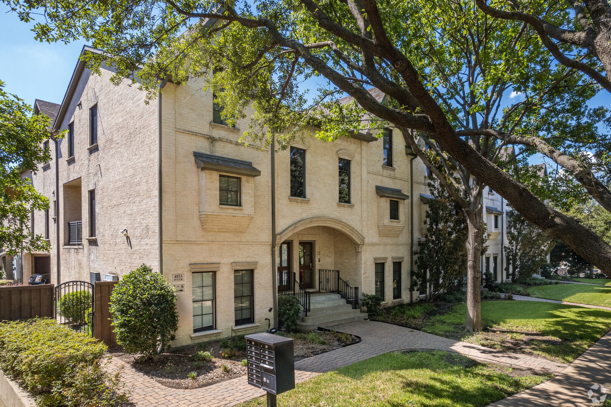 4153 Hyer St Dallas, TX 75205 MultiFamily Property for Lease on