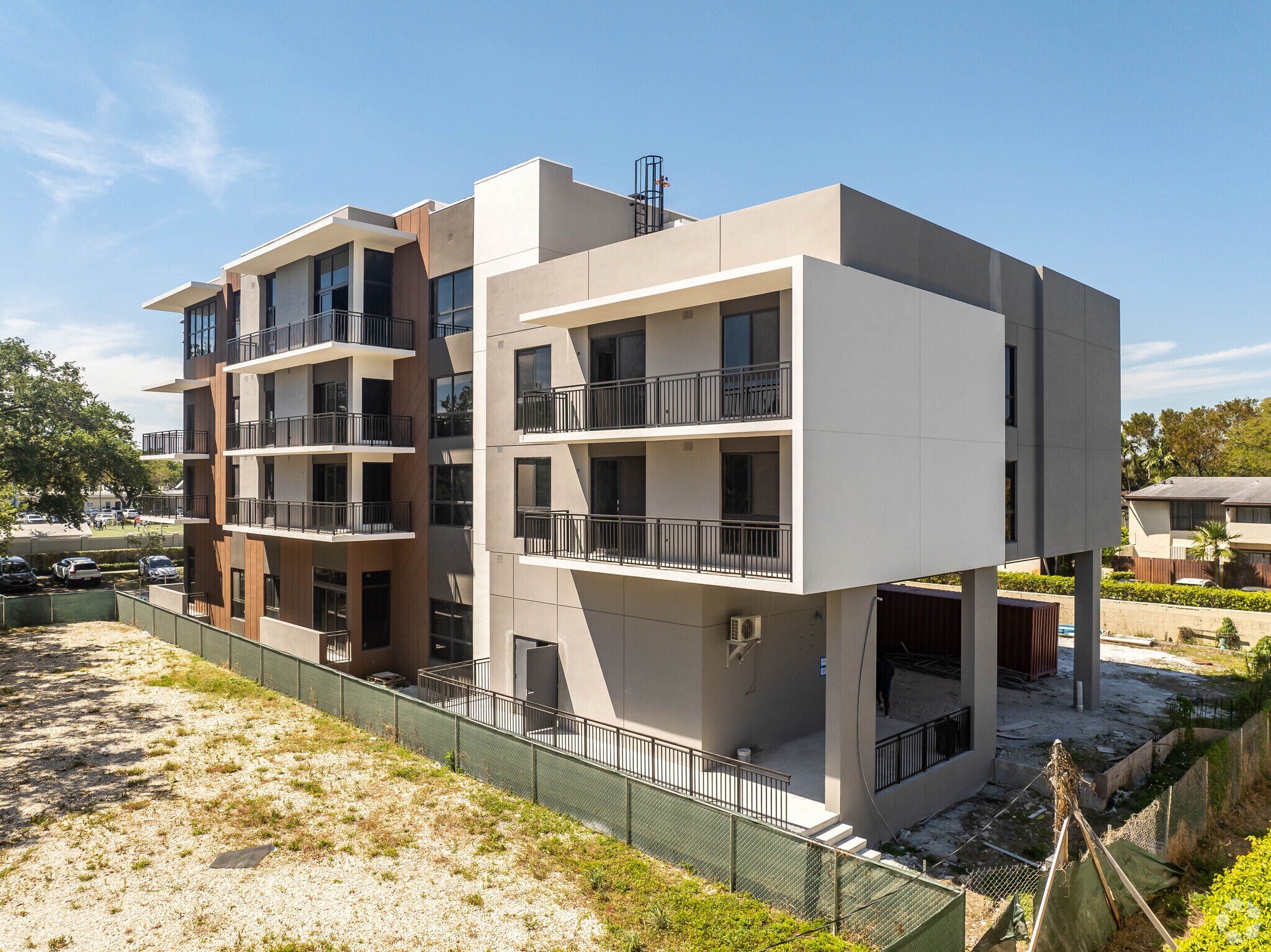 2479 Northeast 192 Street, Miami, FL for Sale