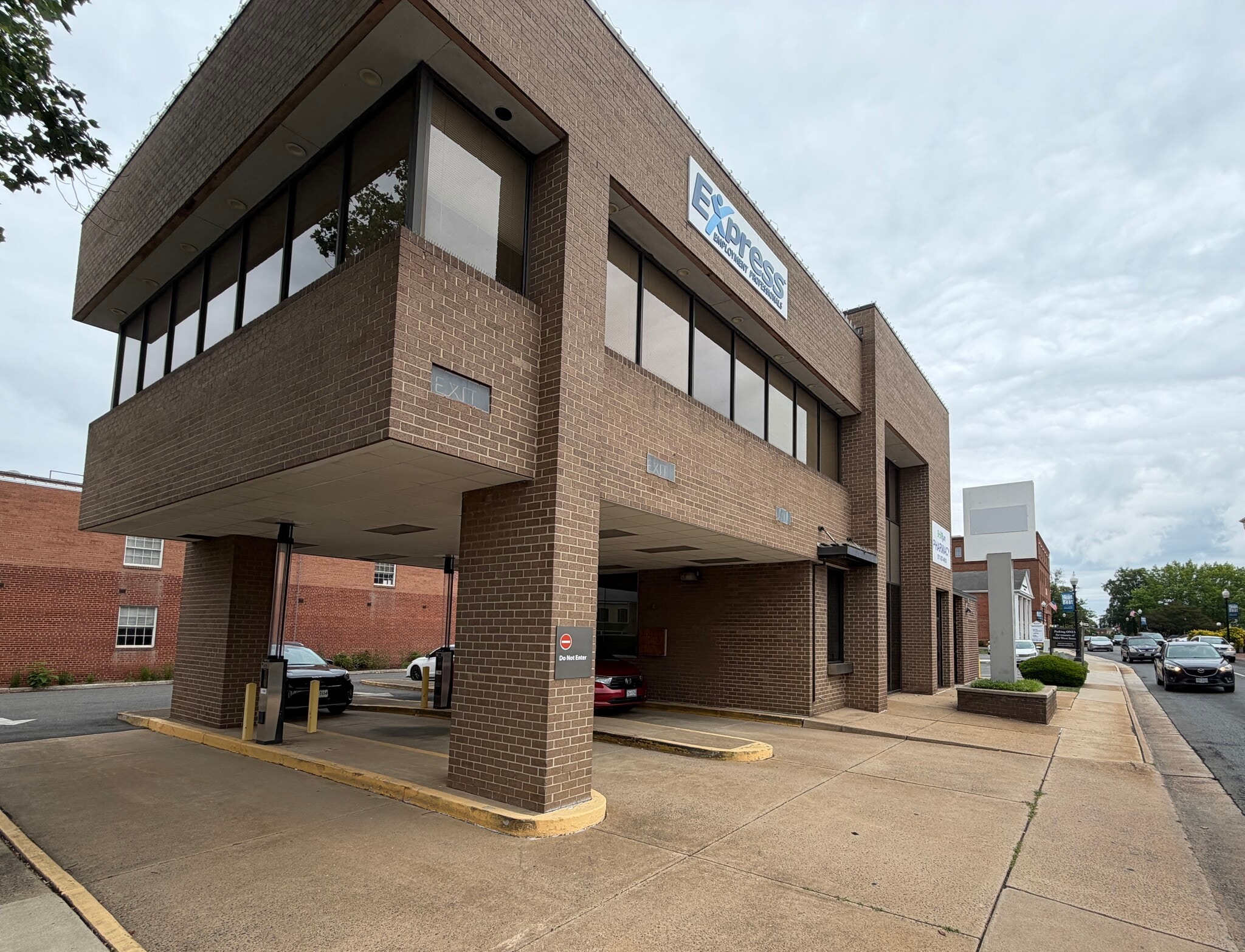 9210 Church St, Manassas, VA for Rent