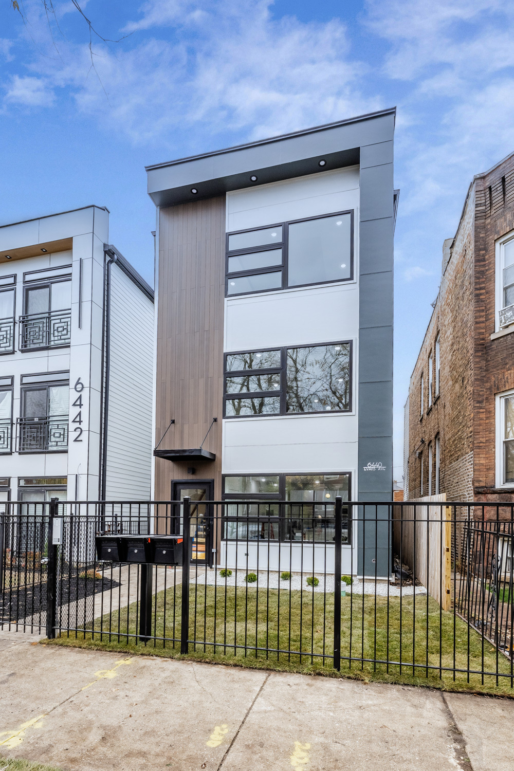 6440 S Evans Ave, Chicago, IL for Sale