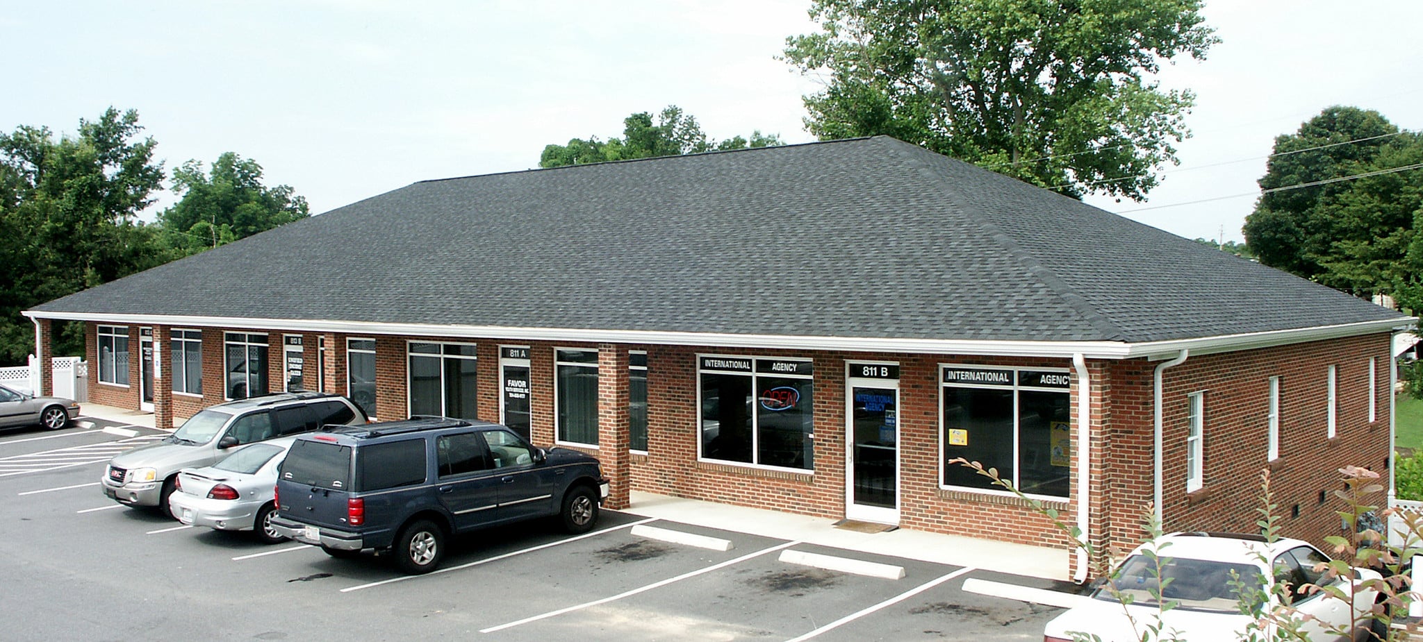 811-813 S Oakland St, Gastonia, NC for Rent