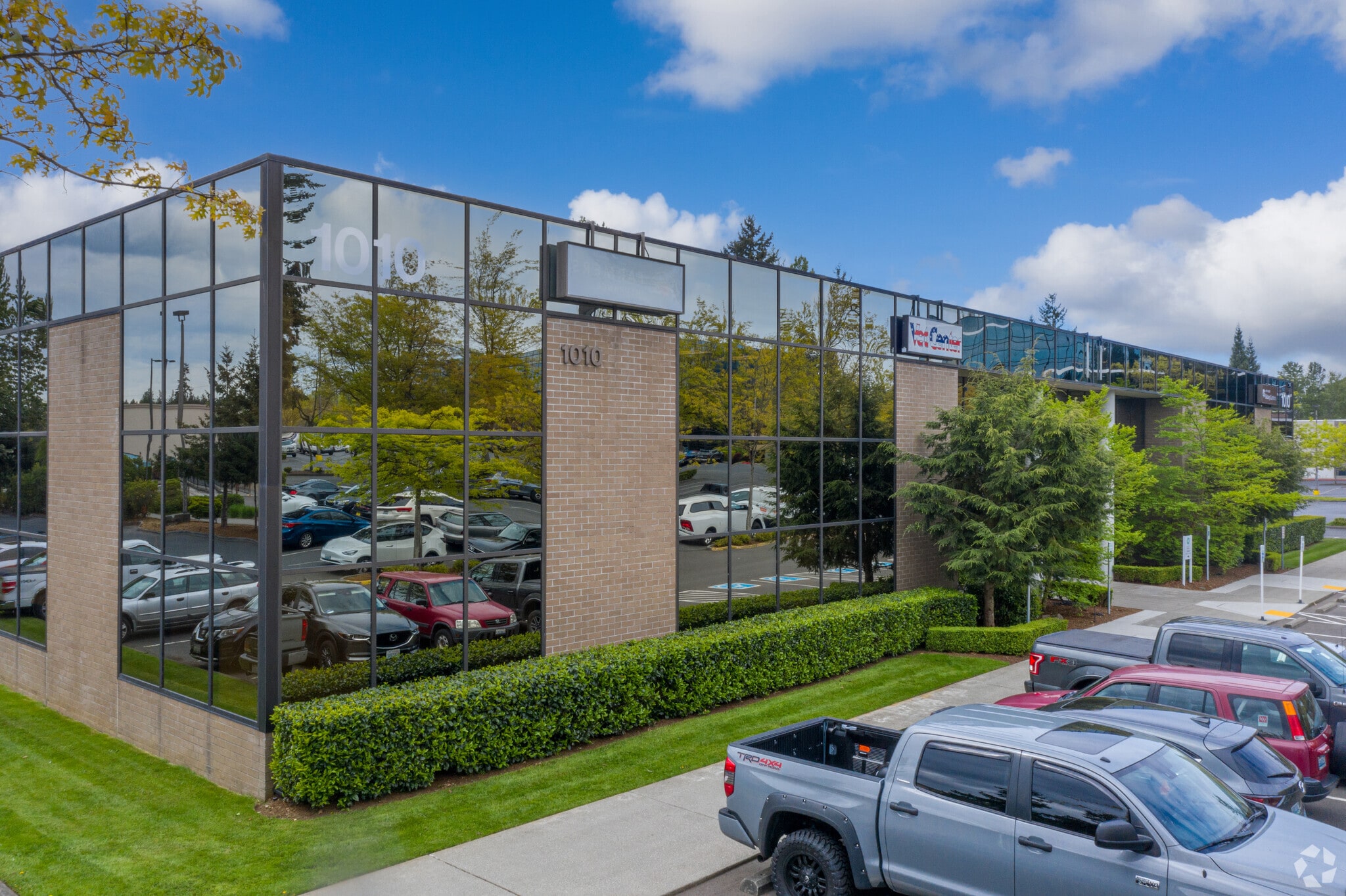 1010 SE Everett Mall Way, Everett, WA for Rent
