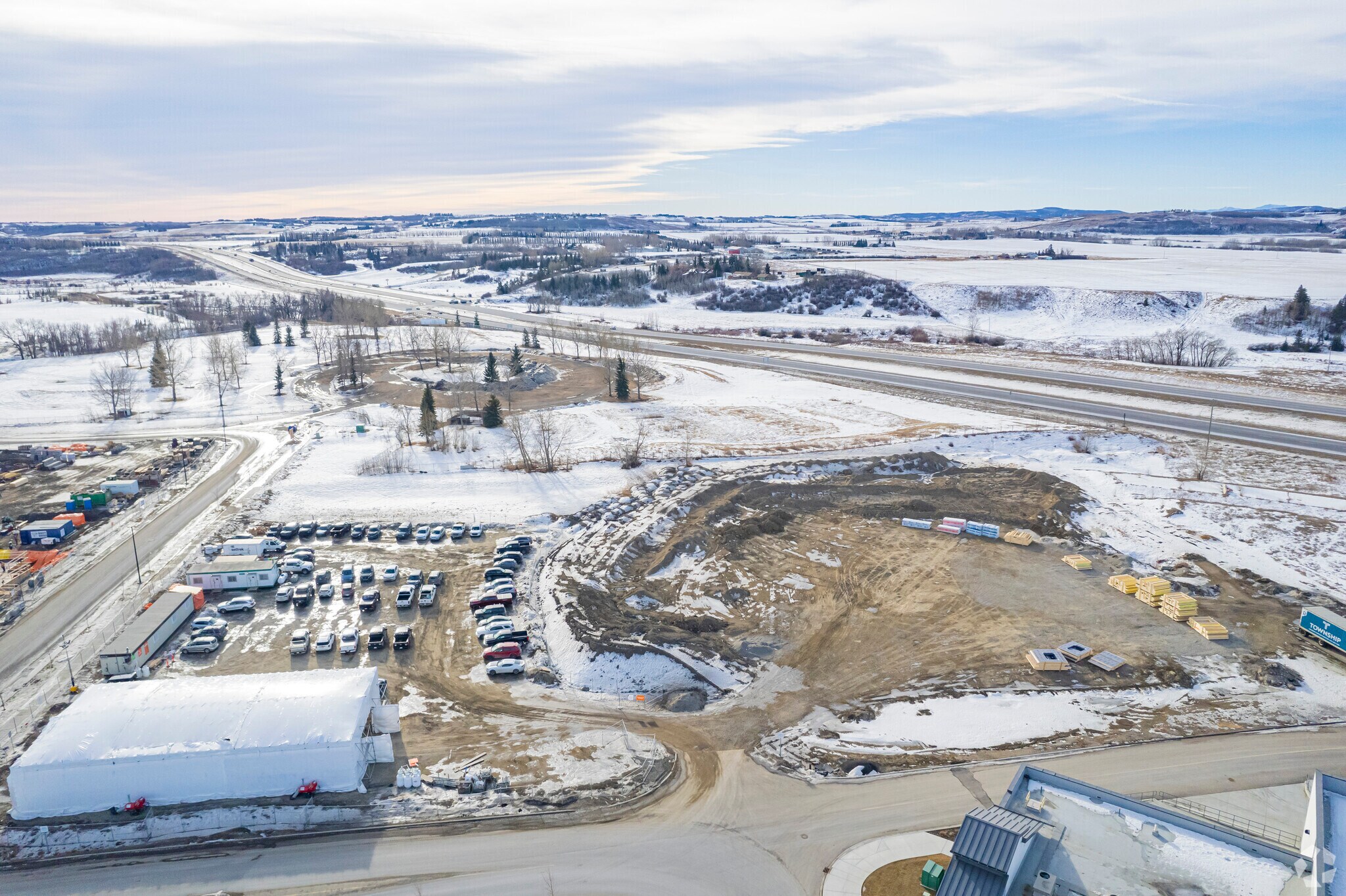 SE Macleod Trail And 210 Av, Calgary, AB for Rent