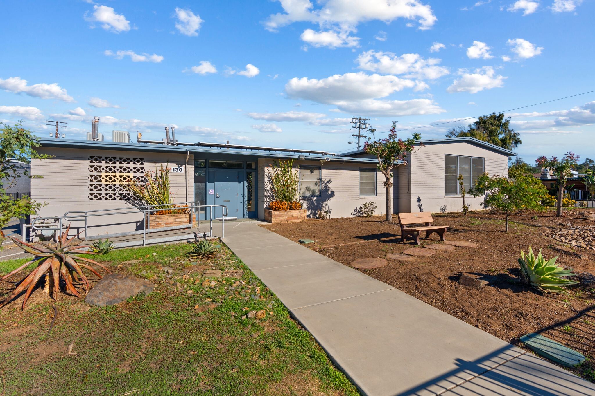 130 E Alvarado St, Fallbrook, CA for Sale