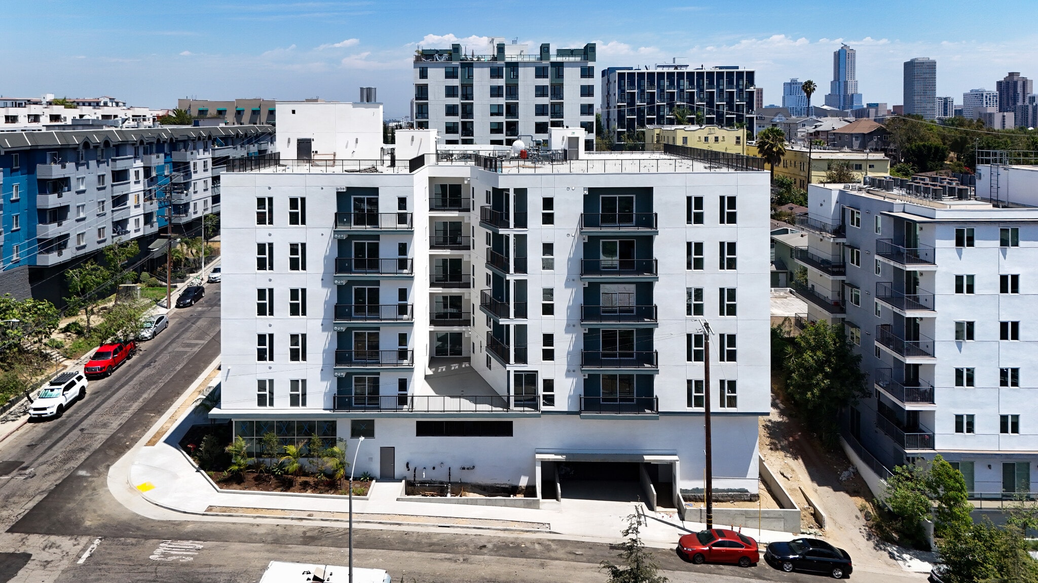 1350 W Court St, Los Angeles, CA for Sale