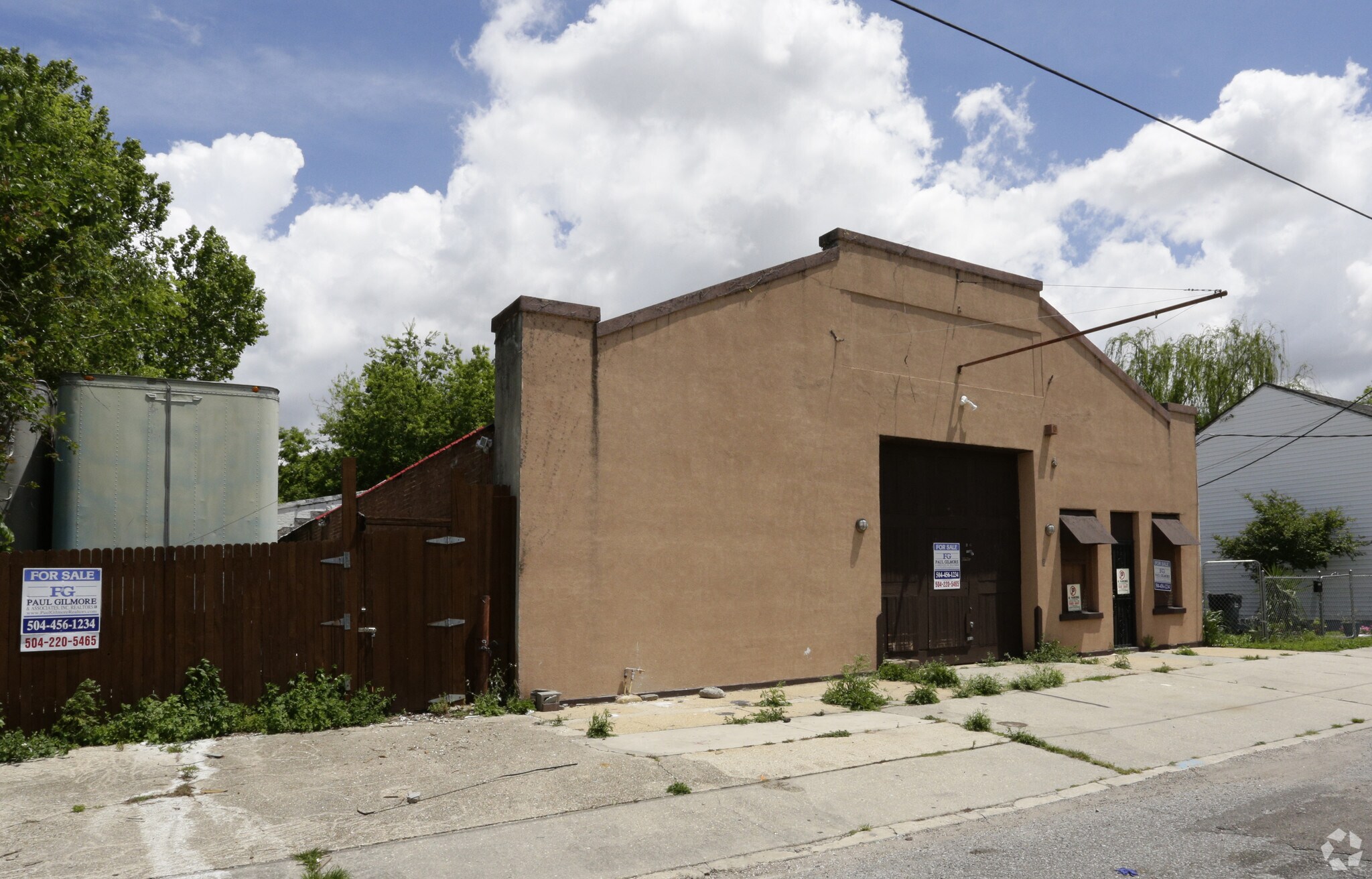 2323 Iberville Rd, New Orleans, LA for Sale