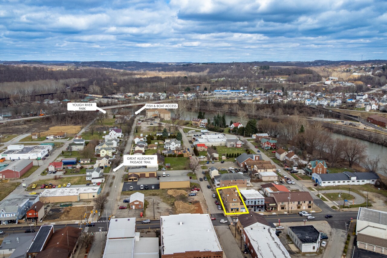 316 W Crawford Ave, Connellsville, PA for Sale