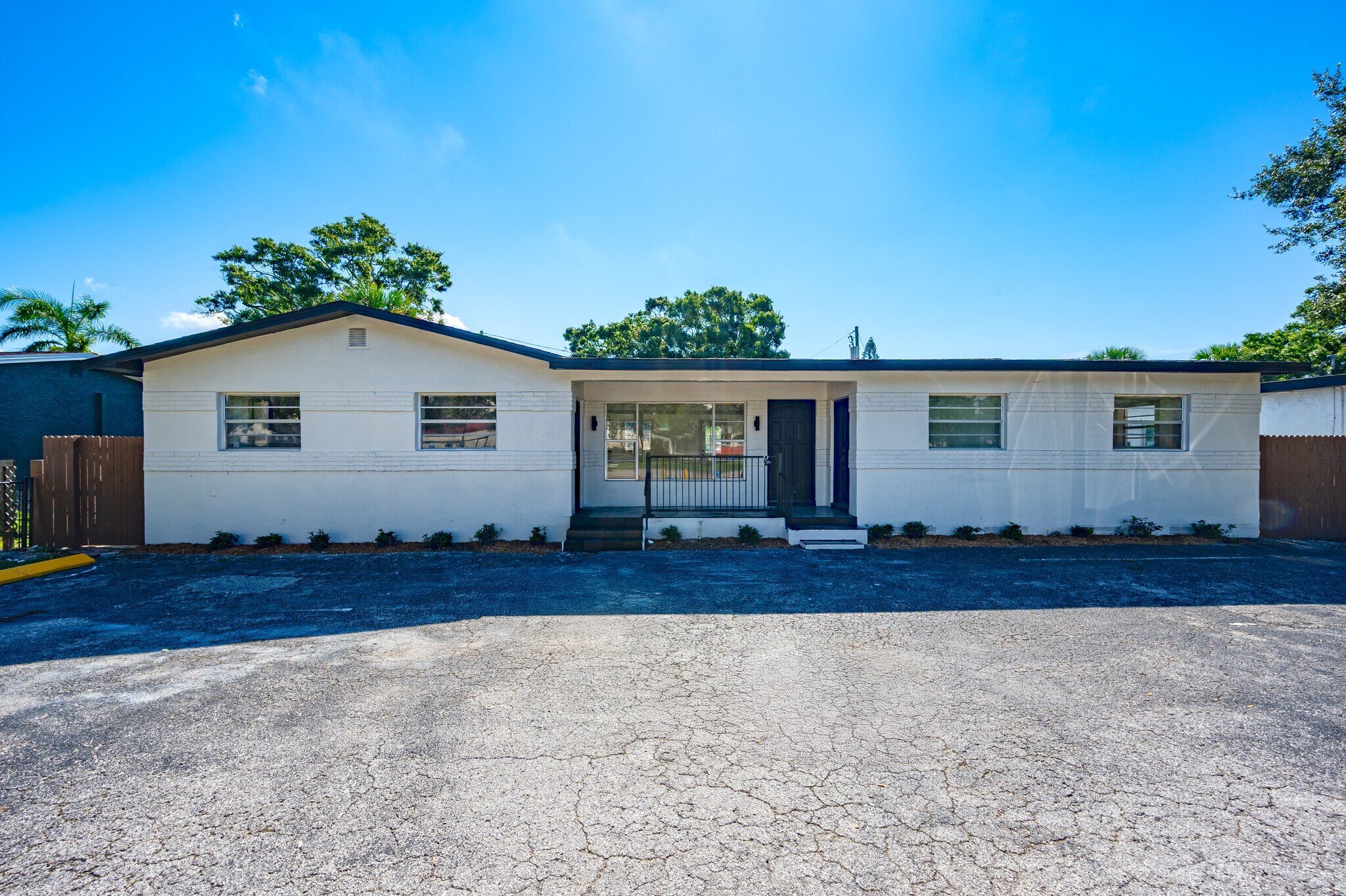 5411 16th St N, Saint Petersburg, FL for Sale