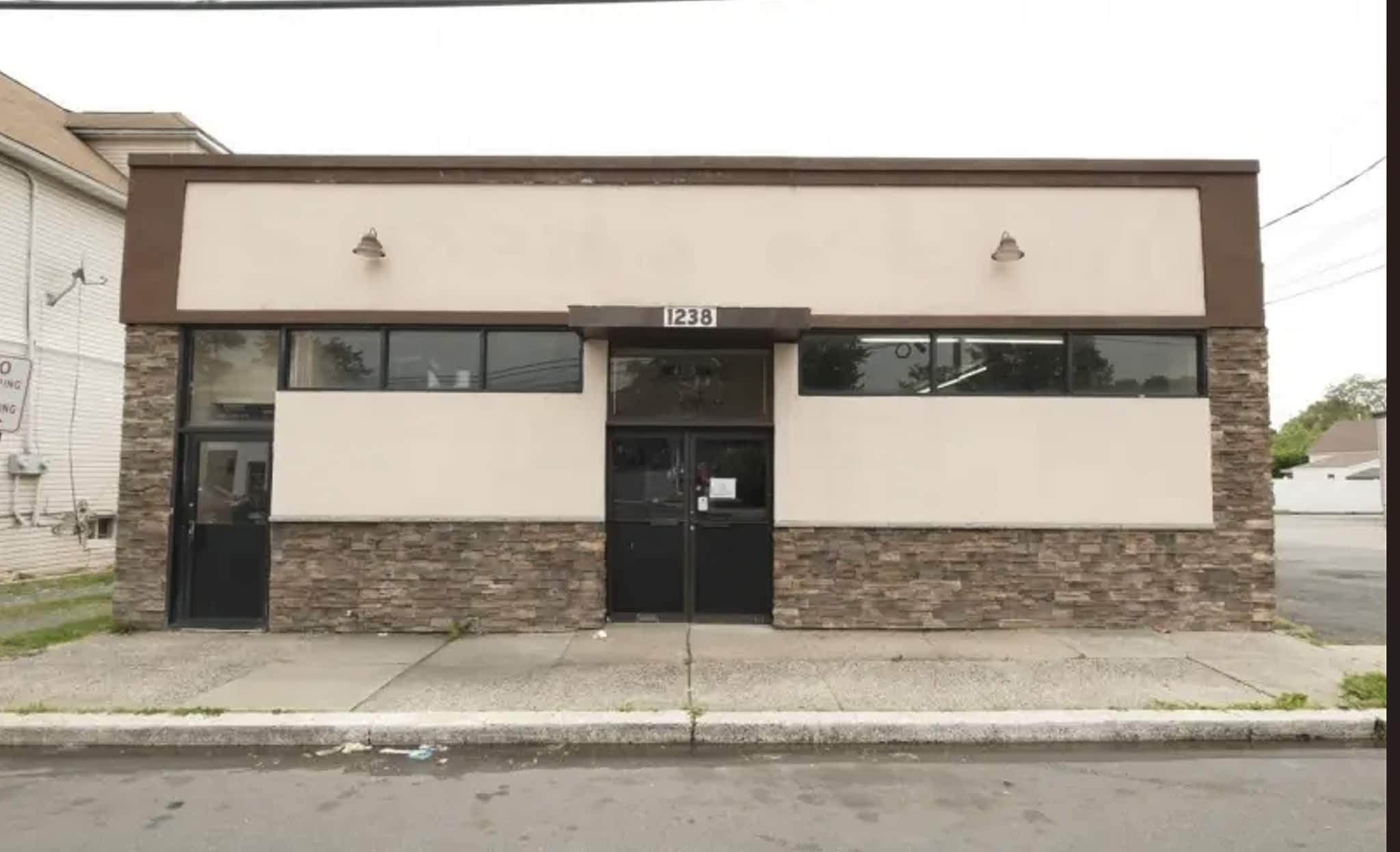 1238 E Saint Georges Ave, Linden, NJ for Sale