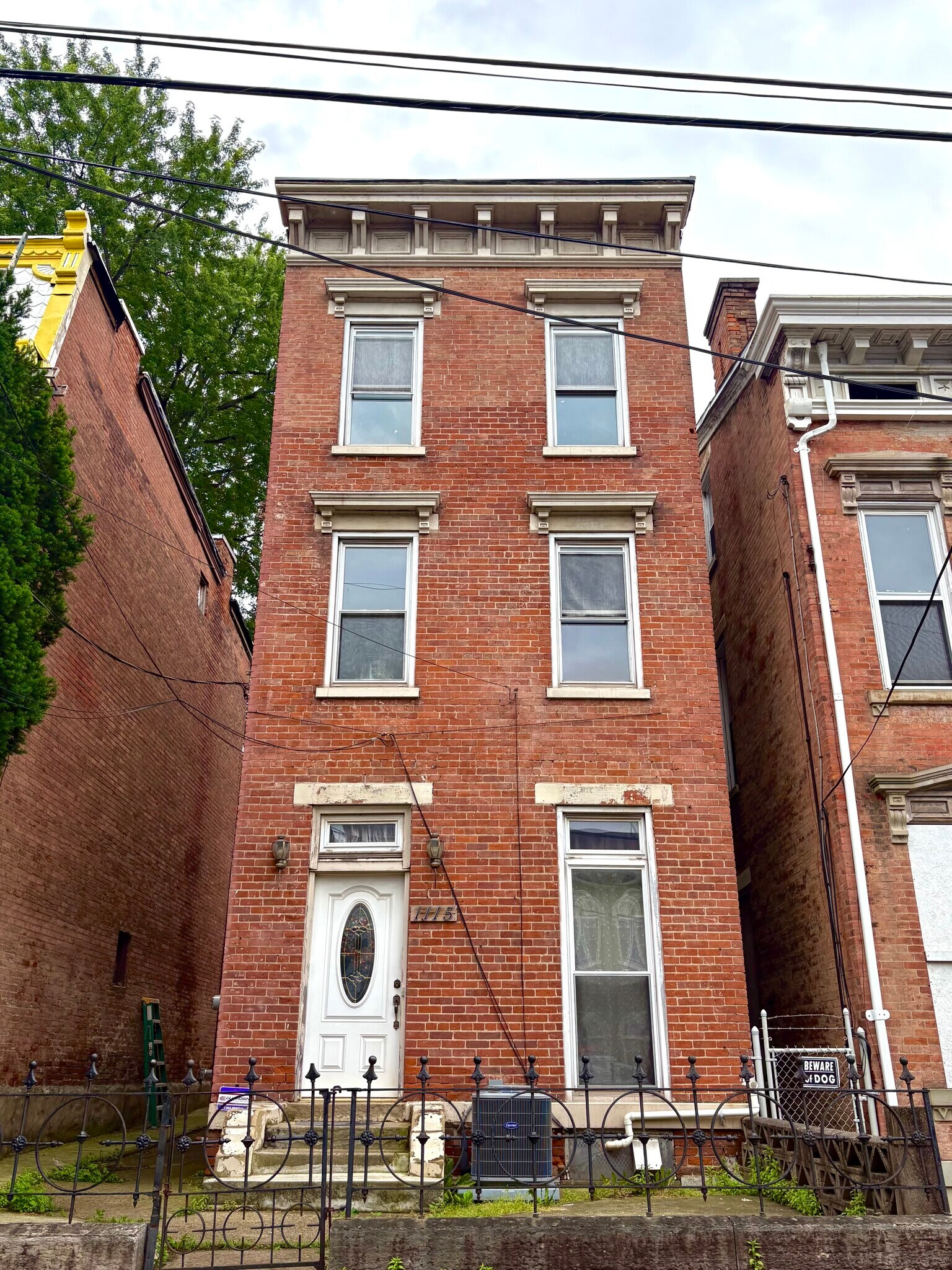 1115 Dayton St, Cincinnati, OH for Sale