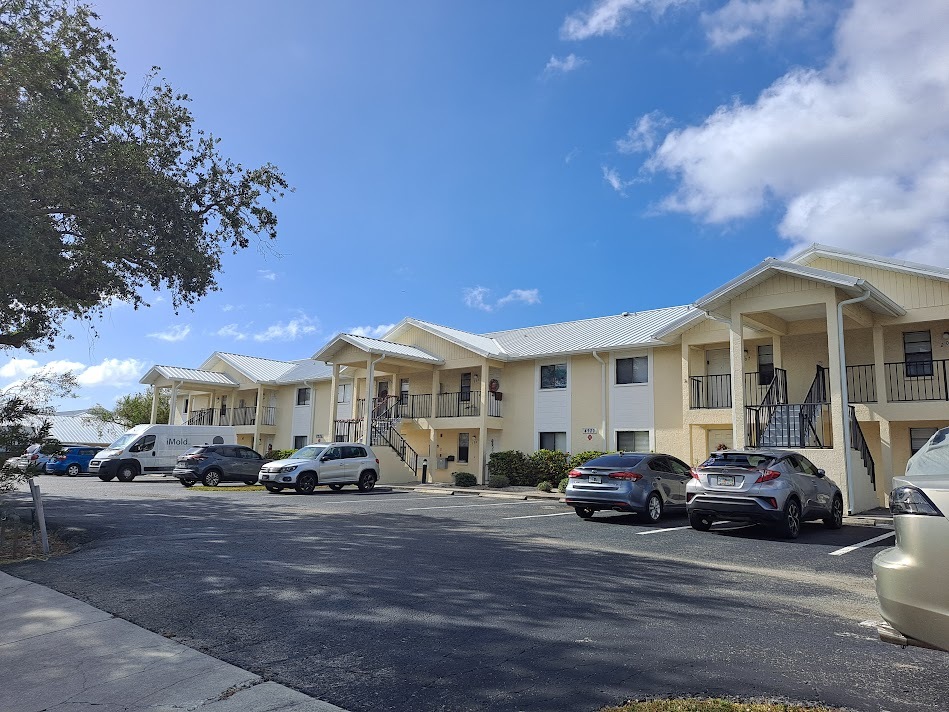 4920-5004 Chiquita Blvd S, Cape Coral, FL for Sale