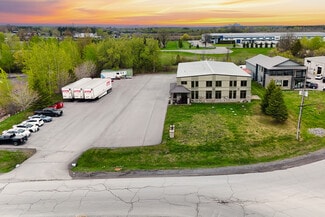 Ottawa, ON Warehouse - 124 Reis Rd