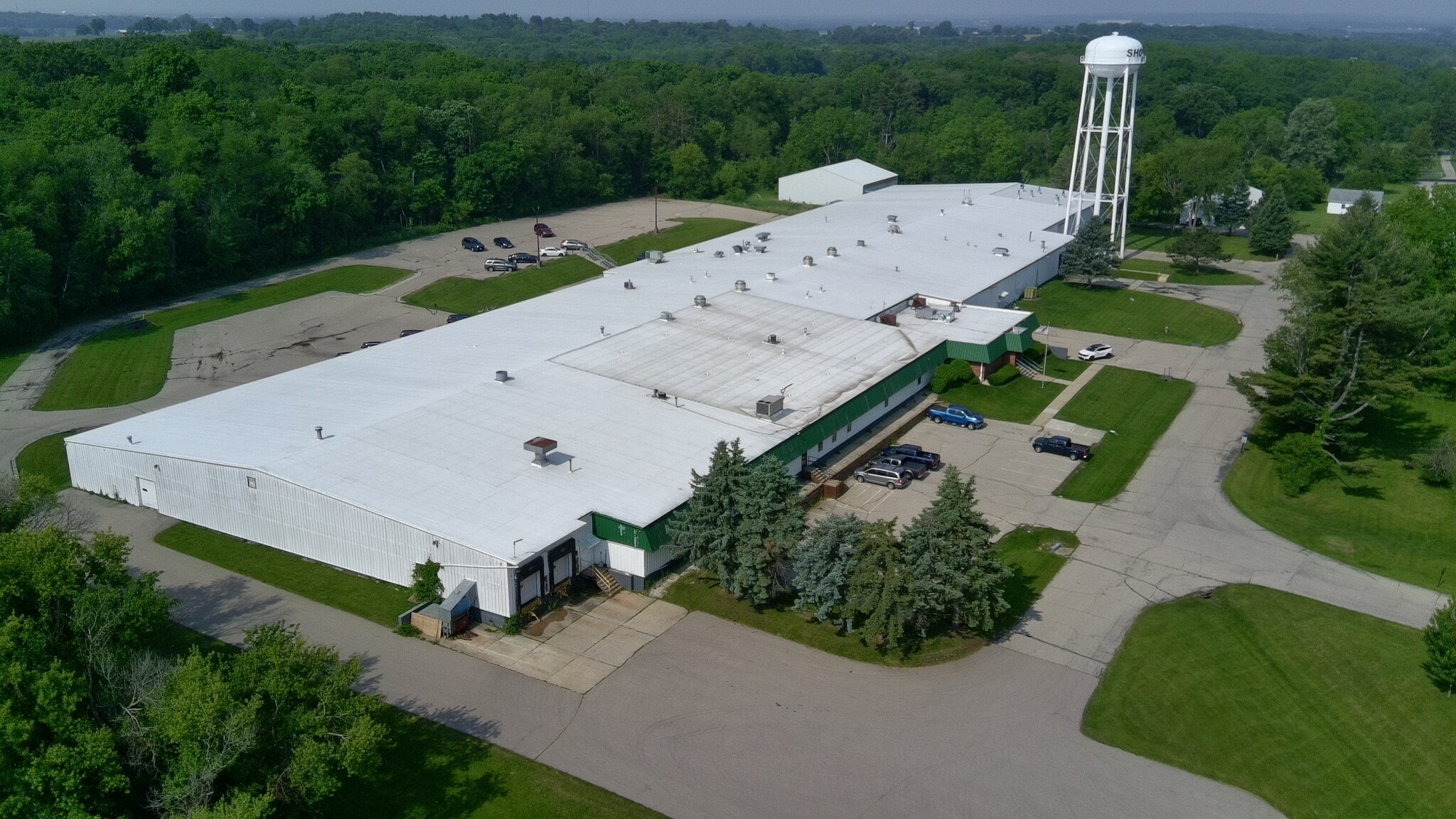 5560 E Buss Rd, Clinton, WI for Rent