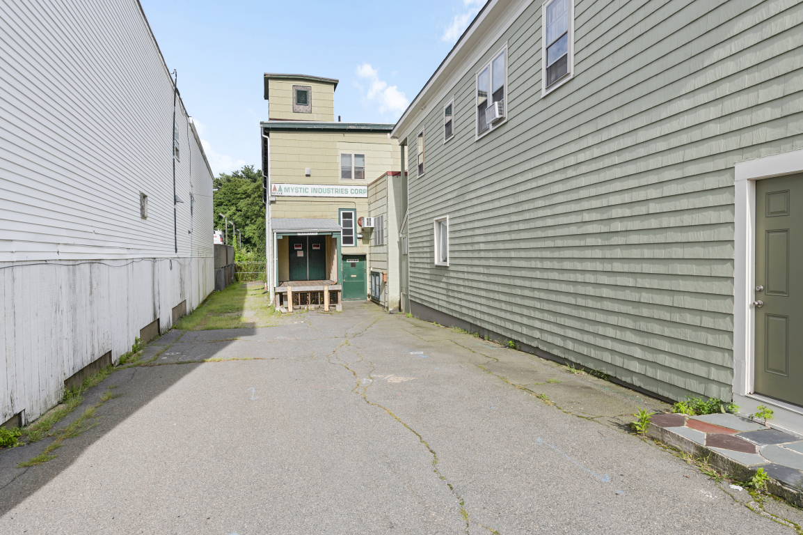 474 Main St, Wakefield, MA for Rent