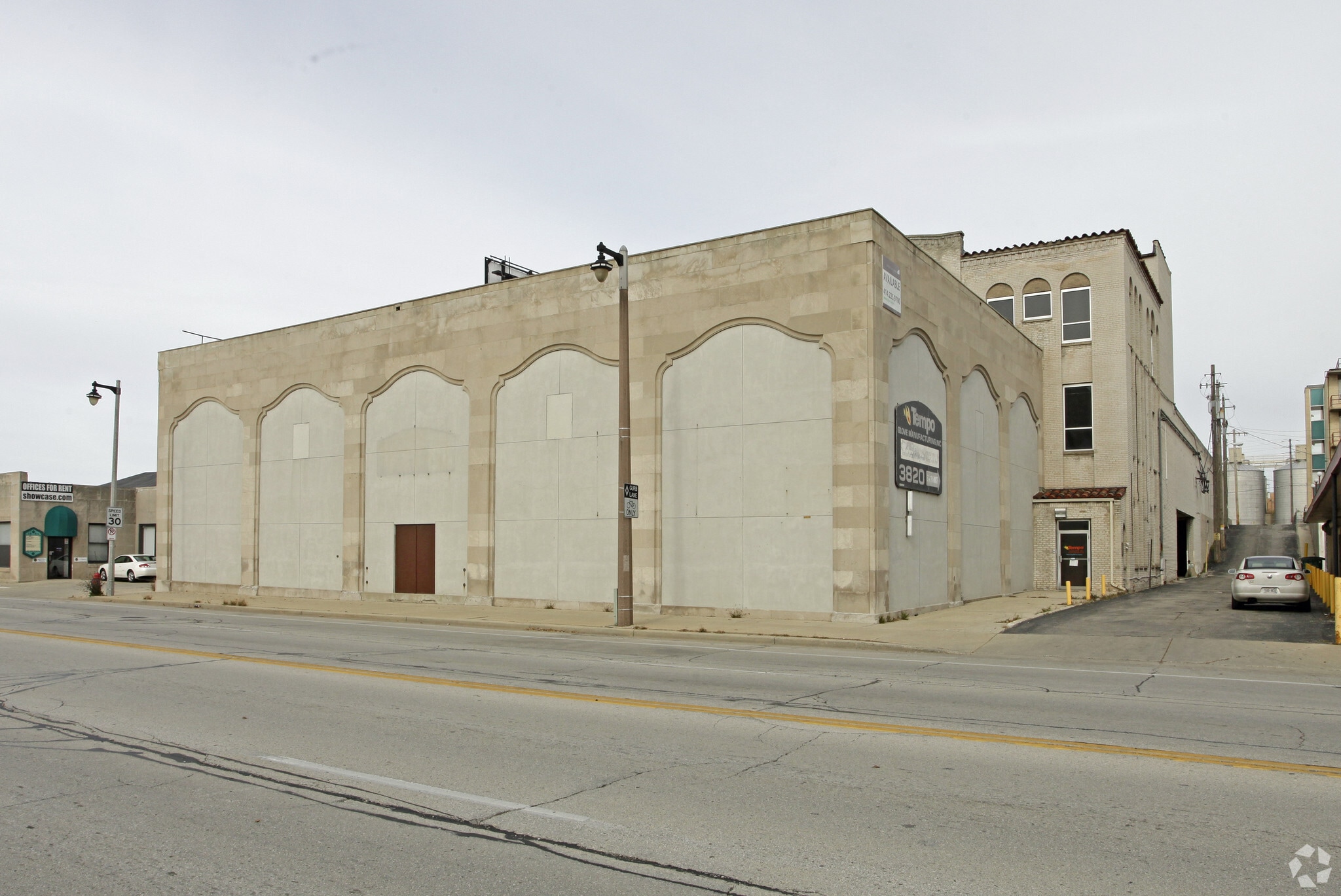3831 W Wells St, Milwaukee, WI for Sale