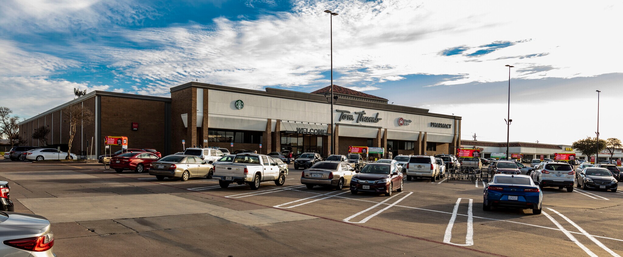 8602-8698 Skillman St, Dallas, TX for Rent