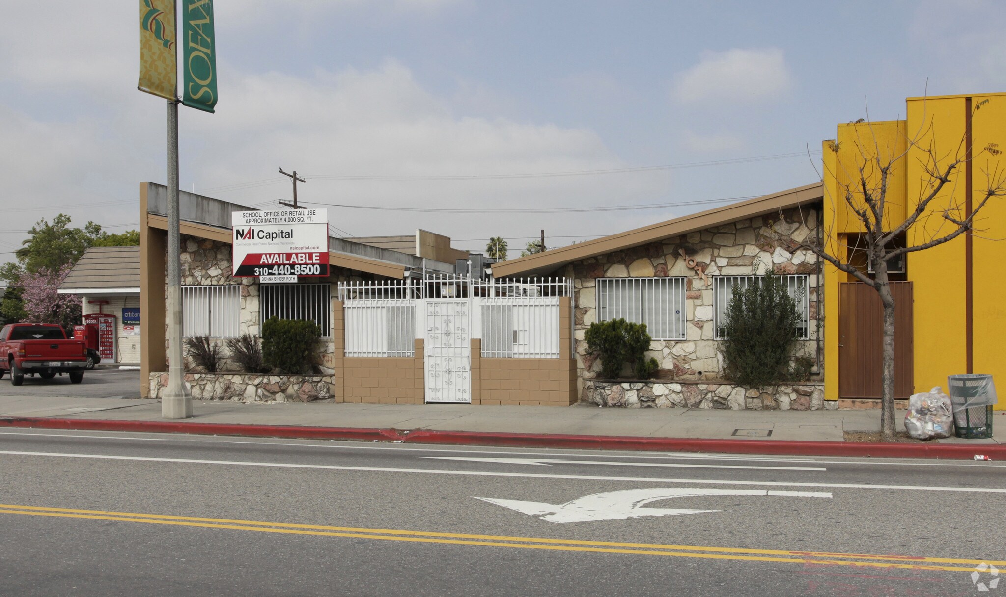 1067-1071 S Fairfax Ave, Los Angeles, CA for Rent