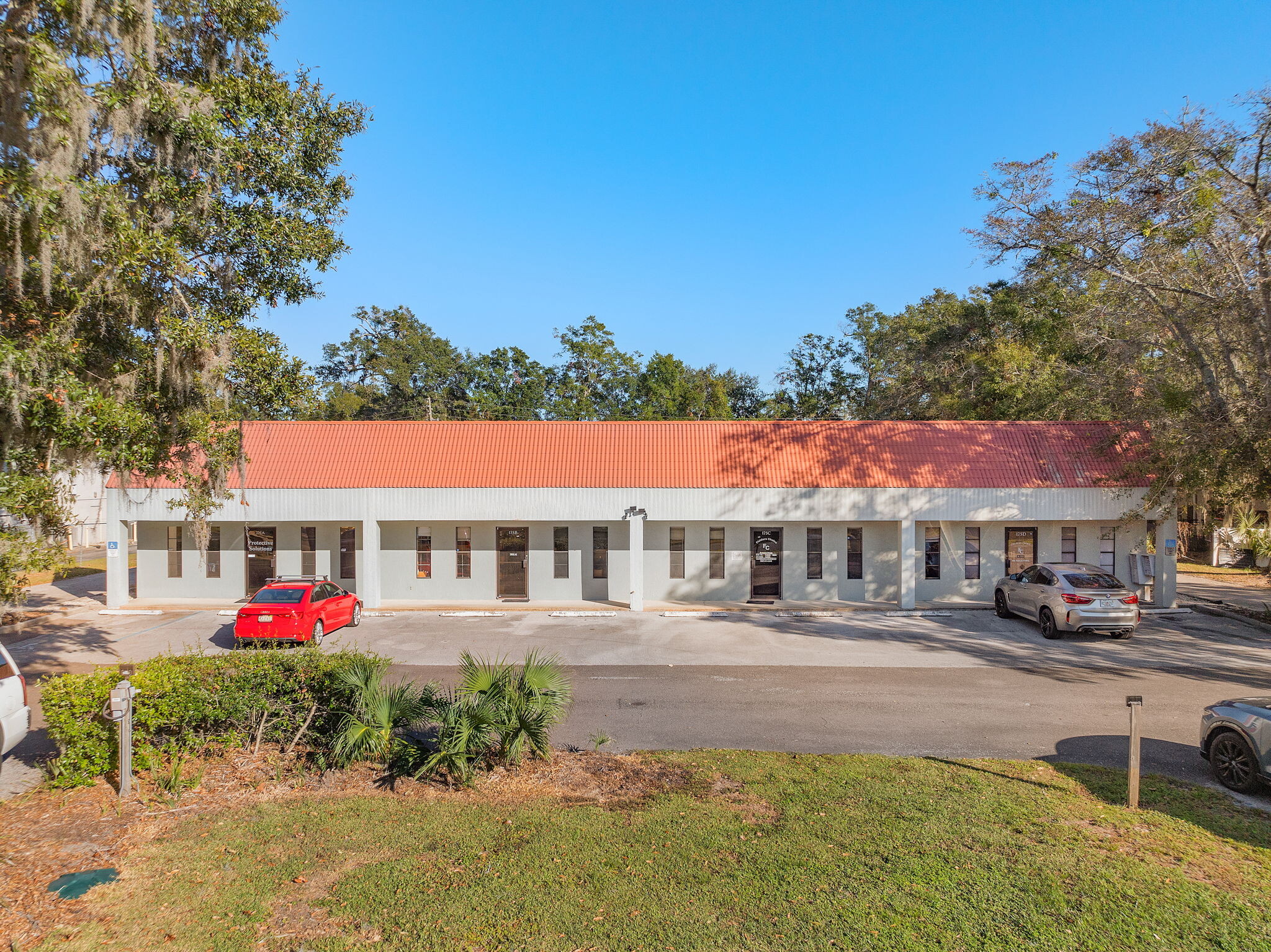 175 Semoran Commerce Pl, Apopka, FL for Sale