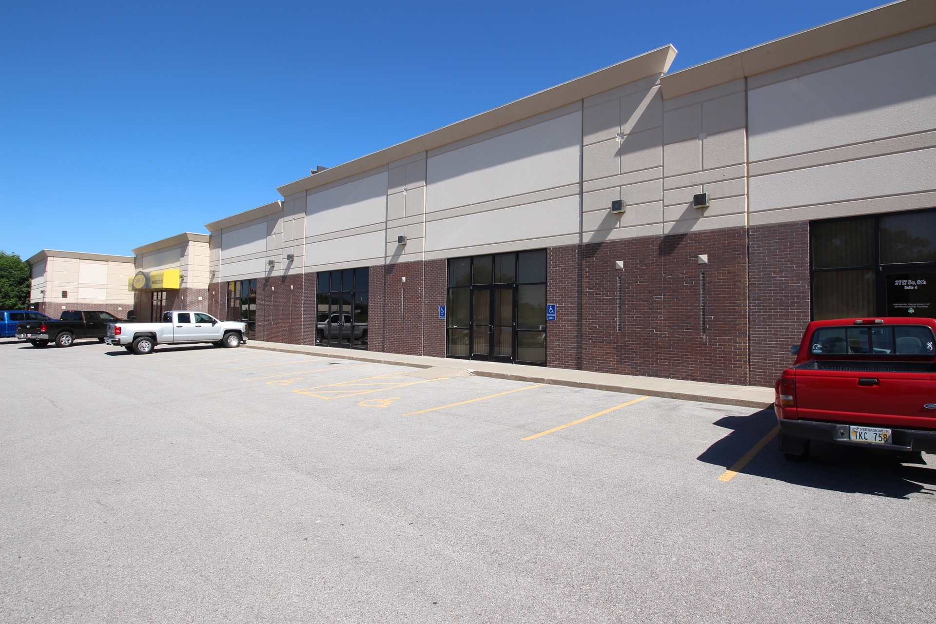 700 Van Dorn St, Lincoln, NE for Rent