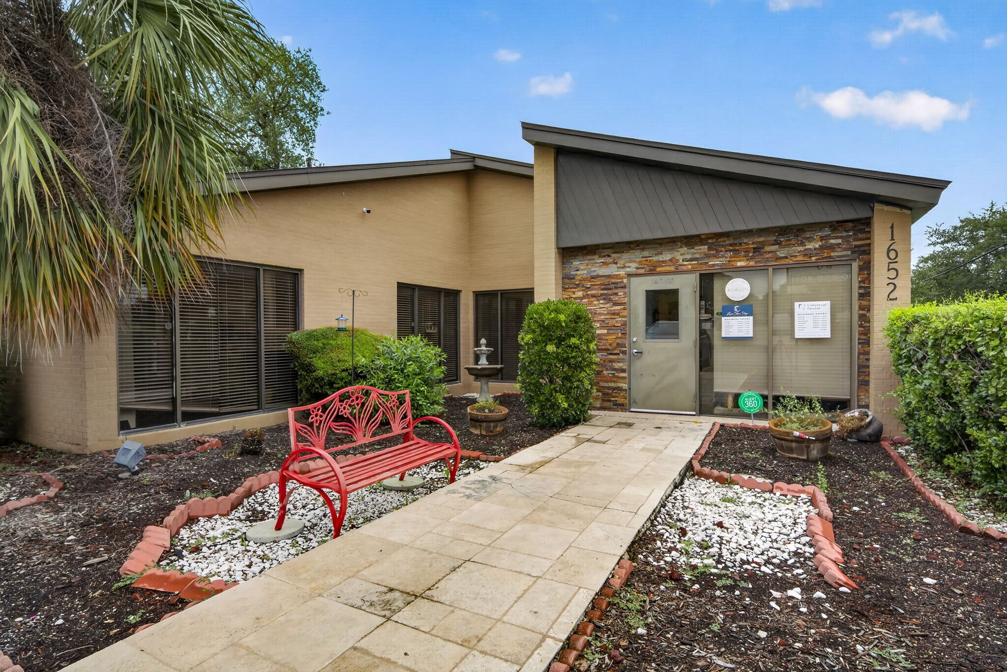 1652 Pat Booker Rd, Universal City, TX for Sale