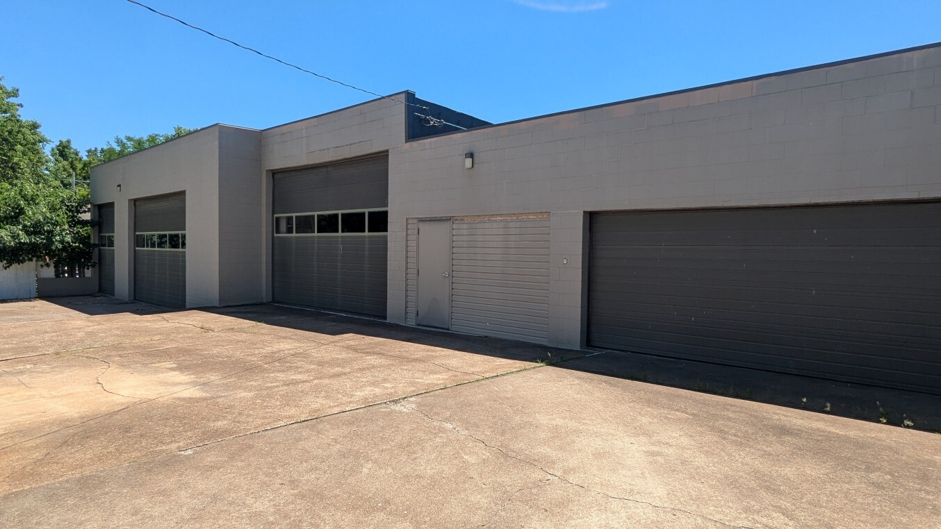 3004 S Belt W, Belleville, IL for Sale