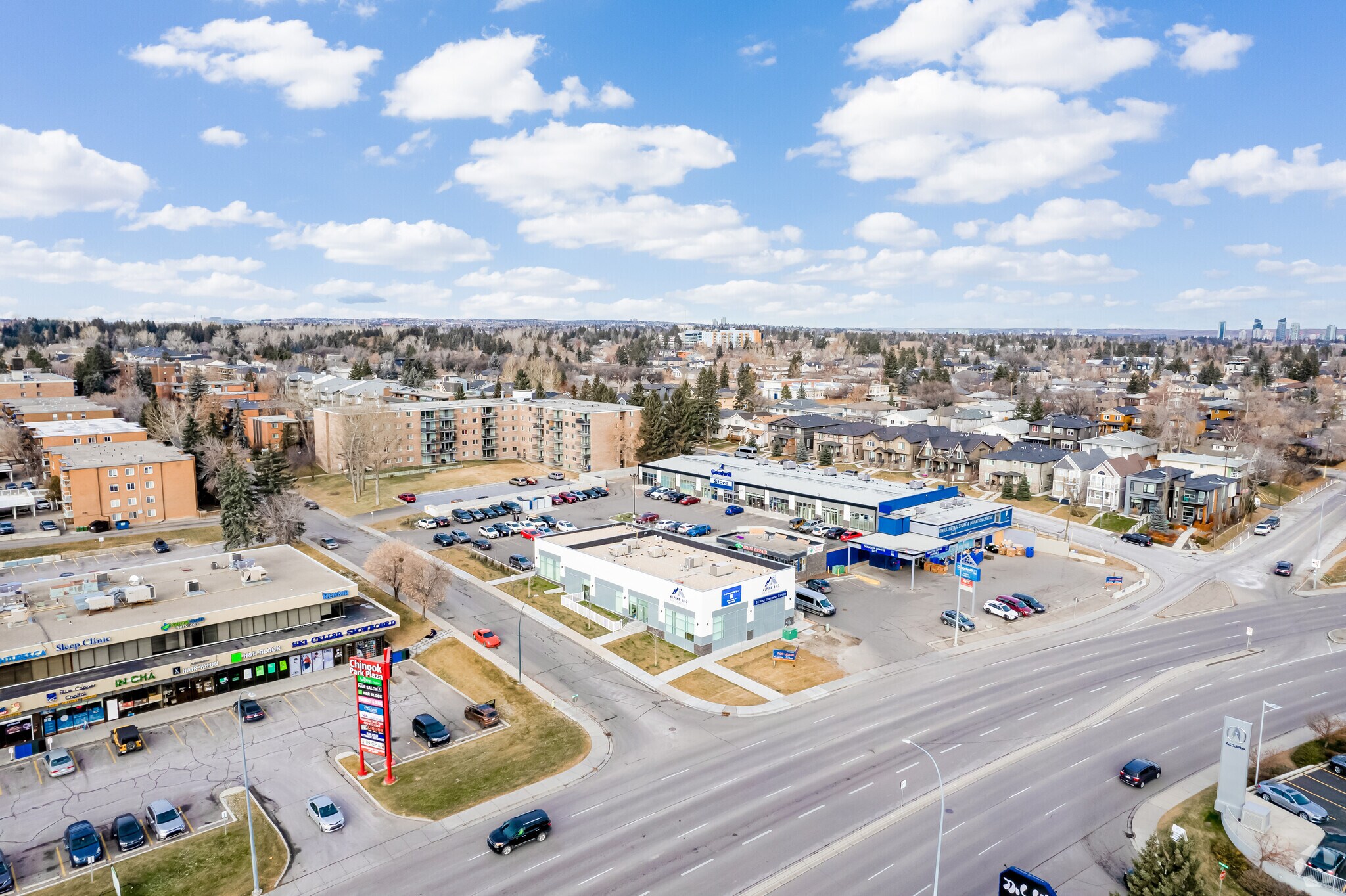 5707 Macleod Trl SW, Calgary, AB for Rent