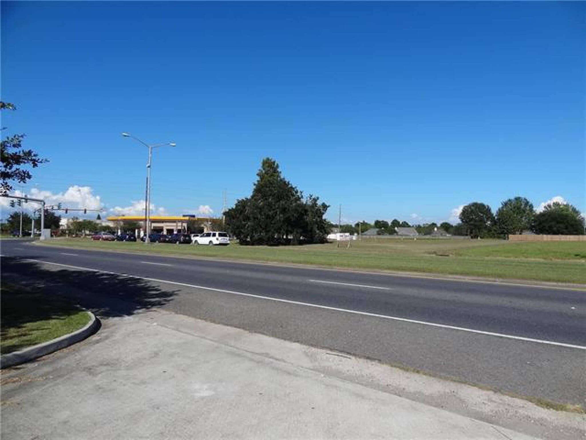 Belle Terre Boulevard, La Place, LA for Sale