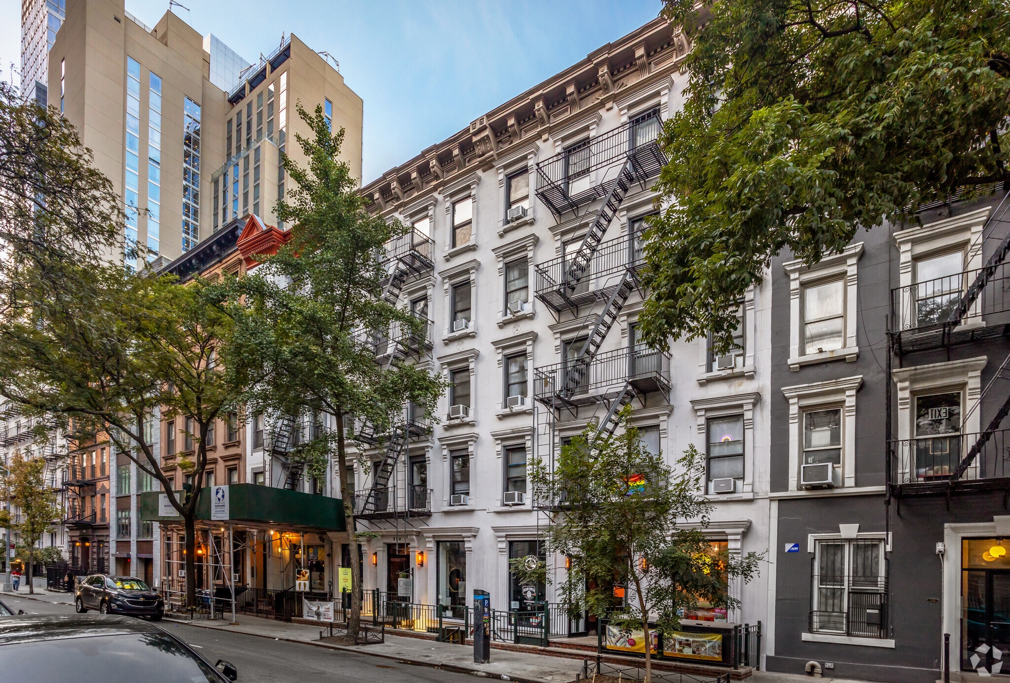 324-326 W 47th St, New York, NY for Rent