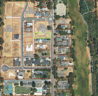 Healdsburg, CA Commercial - 1011 Grove St