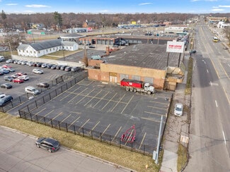 Detroit, MI Retail - 24501 W 7 Mile Rd