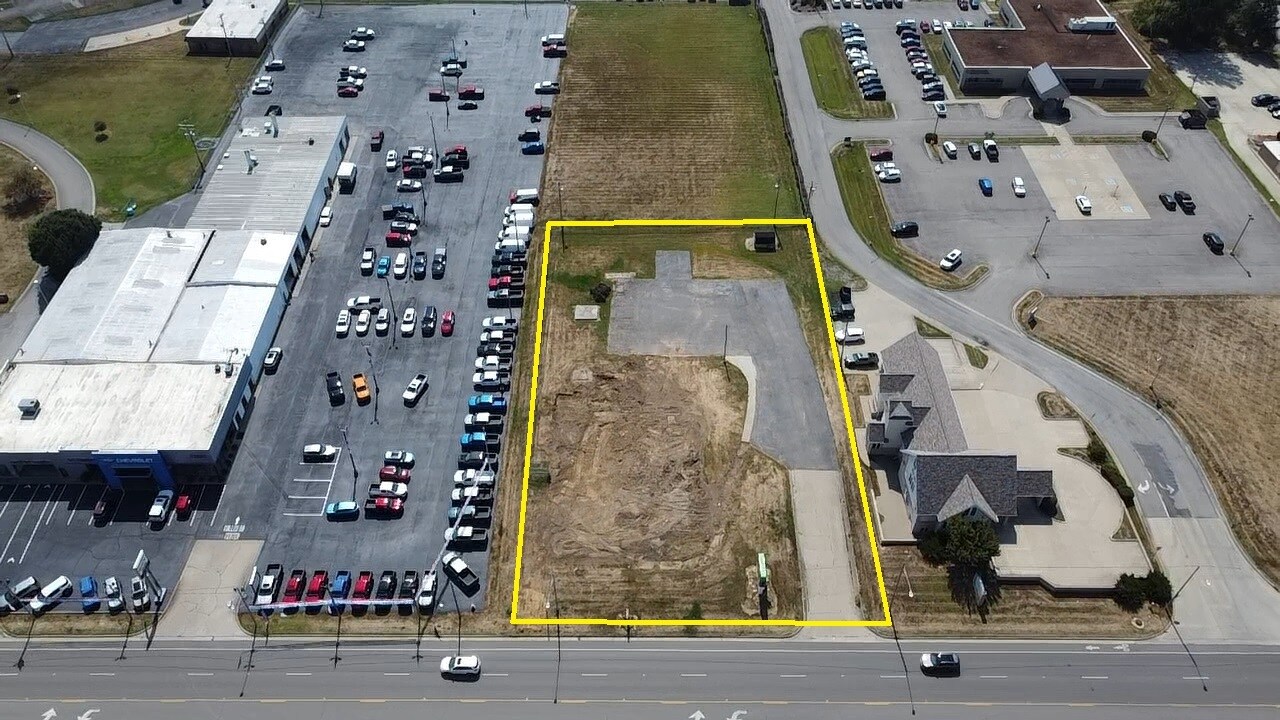 3501 Broadway St, Mount Vernon, IL for Sale