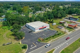 Ocala, FL Storefront Retail/Office - 2401 SE 58th Ave