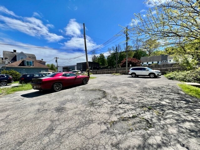 578 Tarrytown Rd, White Plains, NY for Rent