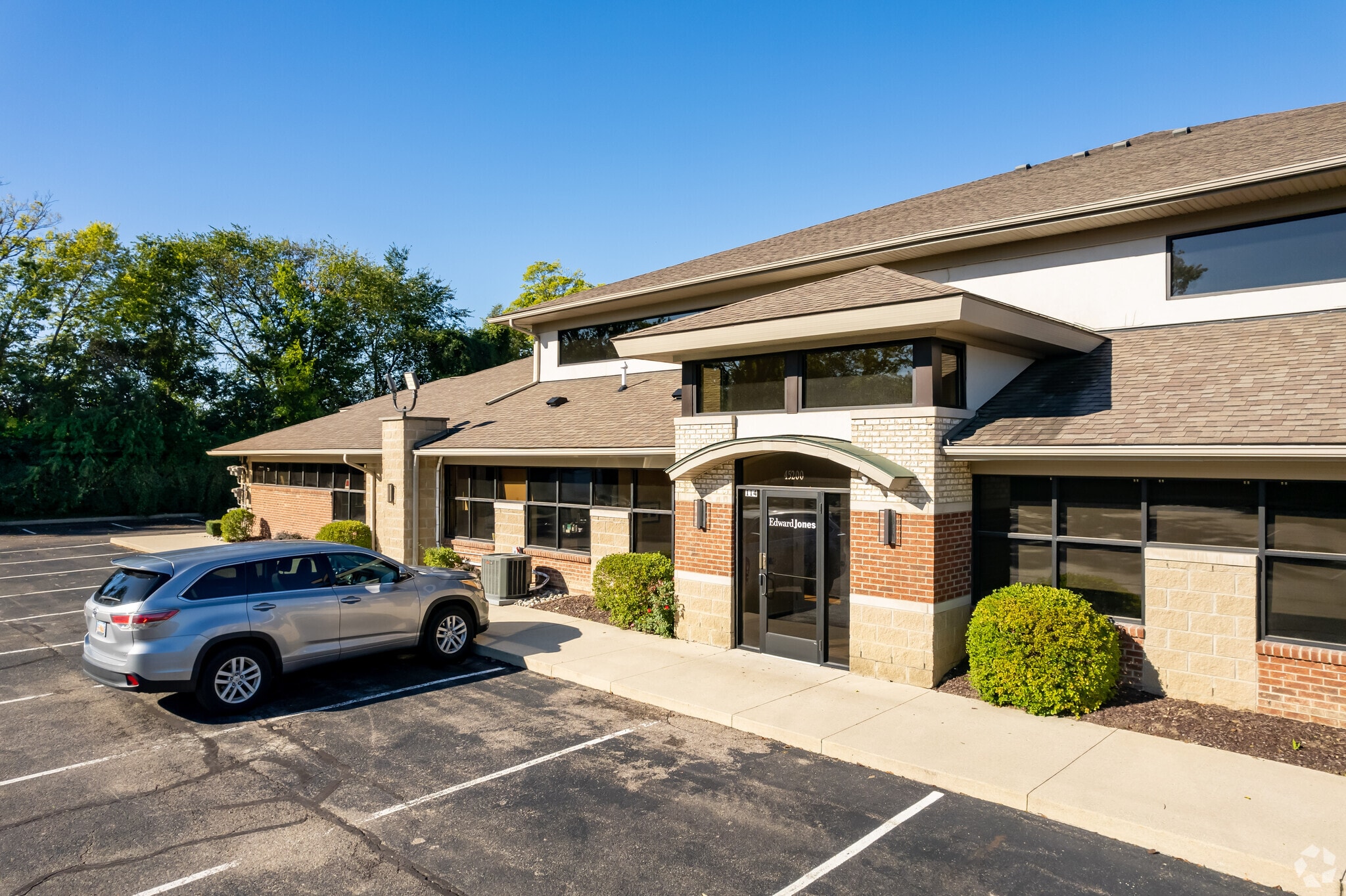 45200 Card Rd, Macomb Township, MI for Sale