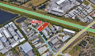 3421 SW DEGGELLER CT